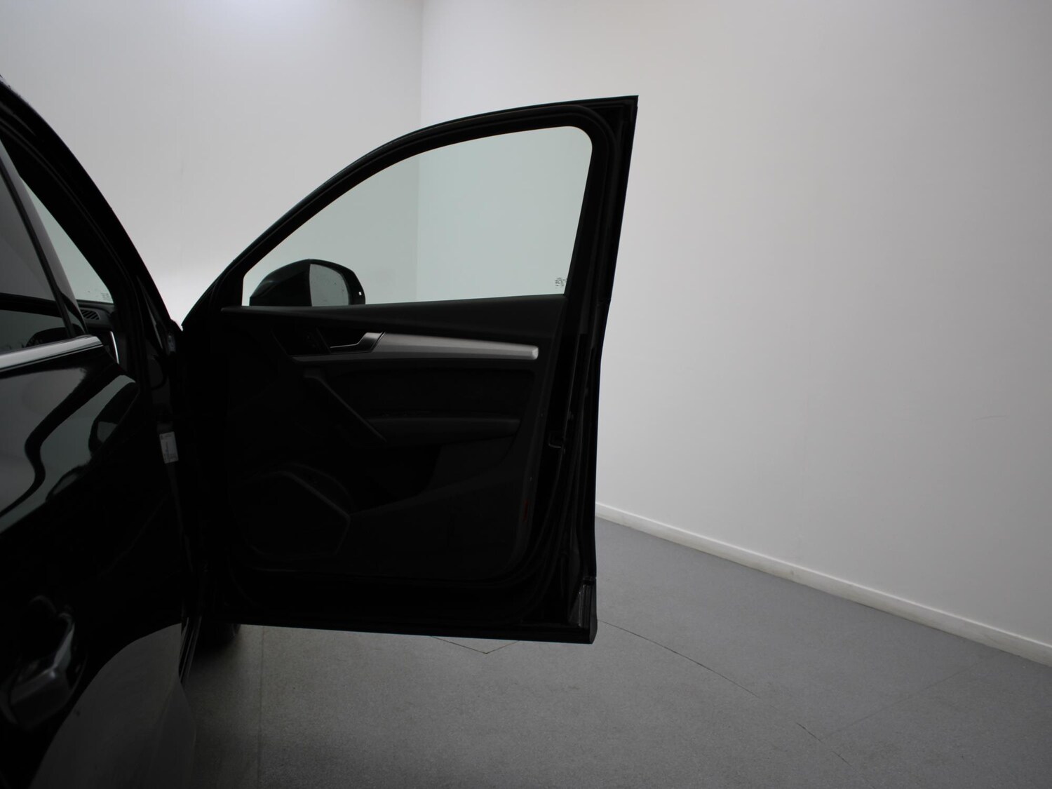 Used Audi Q5 2017 for sale - 75592501: Photo 31