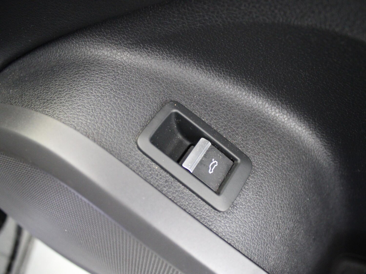 Used Audi Q5 2017 for sale - 75592501: Photo 33