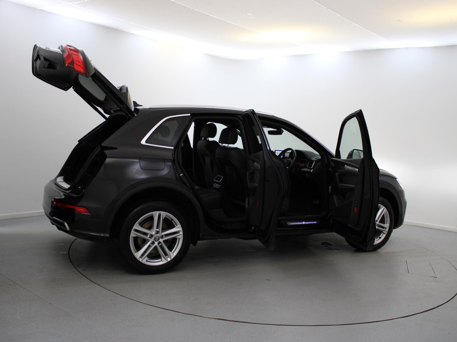 Used Audi Q5 2017 for sale - 75592501: Photo 35