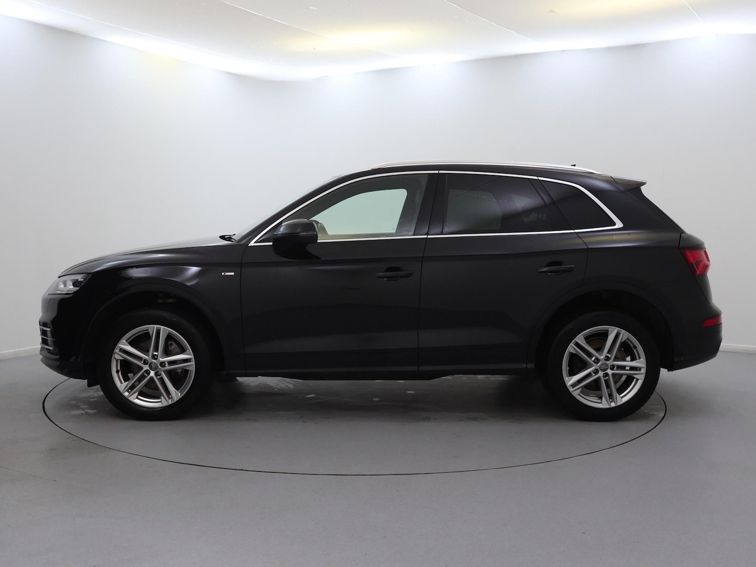 Used Audi Q5 2017 for sale - 75592501: Photo 4