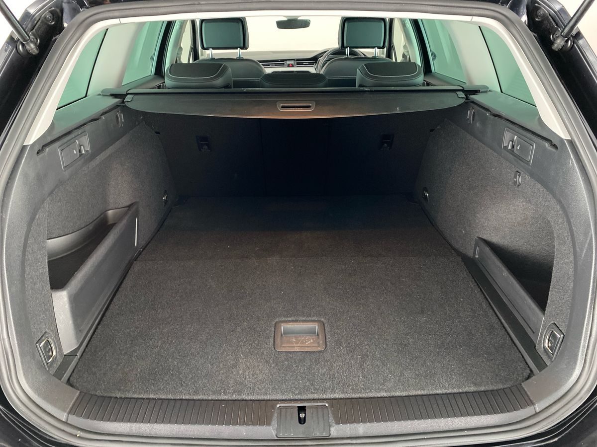 Used Volkswagen Passat 2022 for sale - 77795704: Photo 25