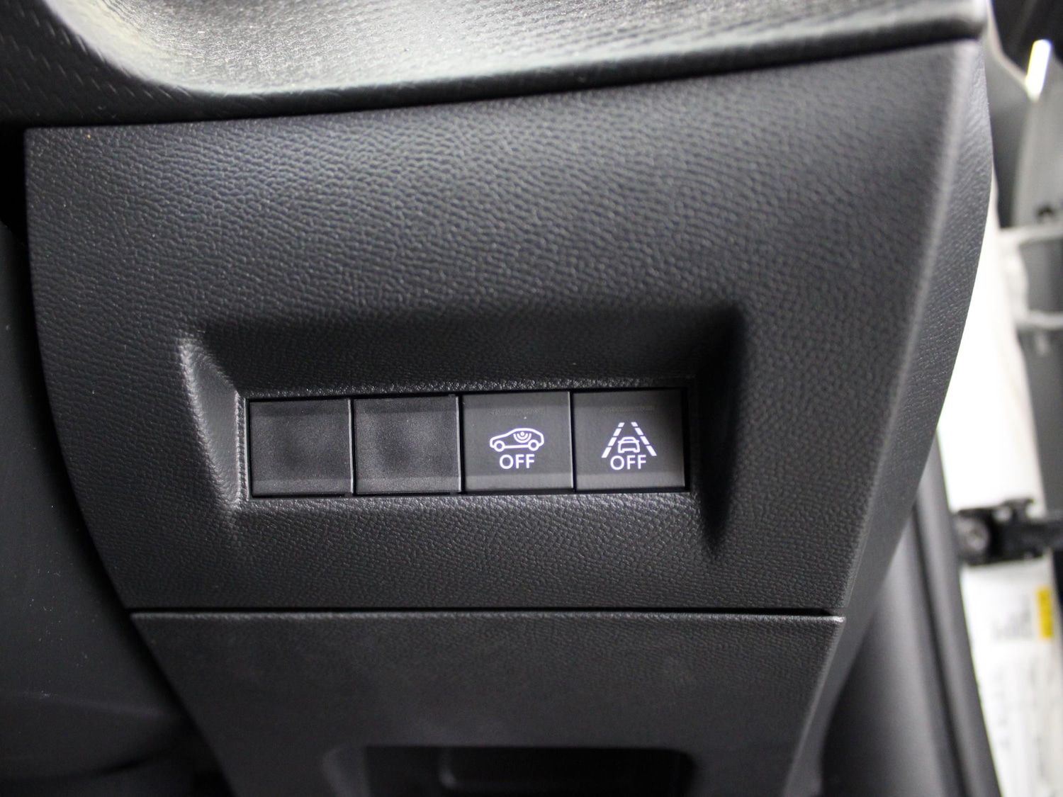 Used Peugeot 2008 2023 for sale - 77135434: Photo 33