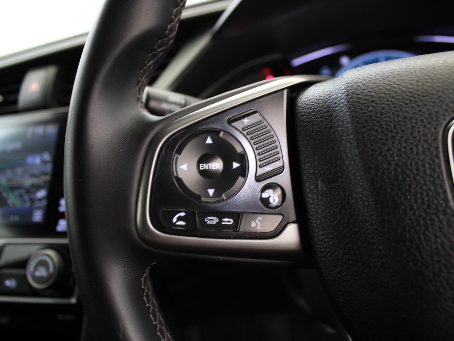 Used Honda Civic 2017 for sale - 77316717: Photo 30