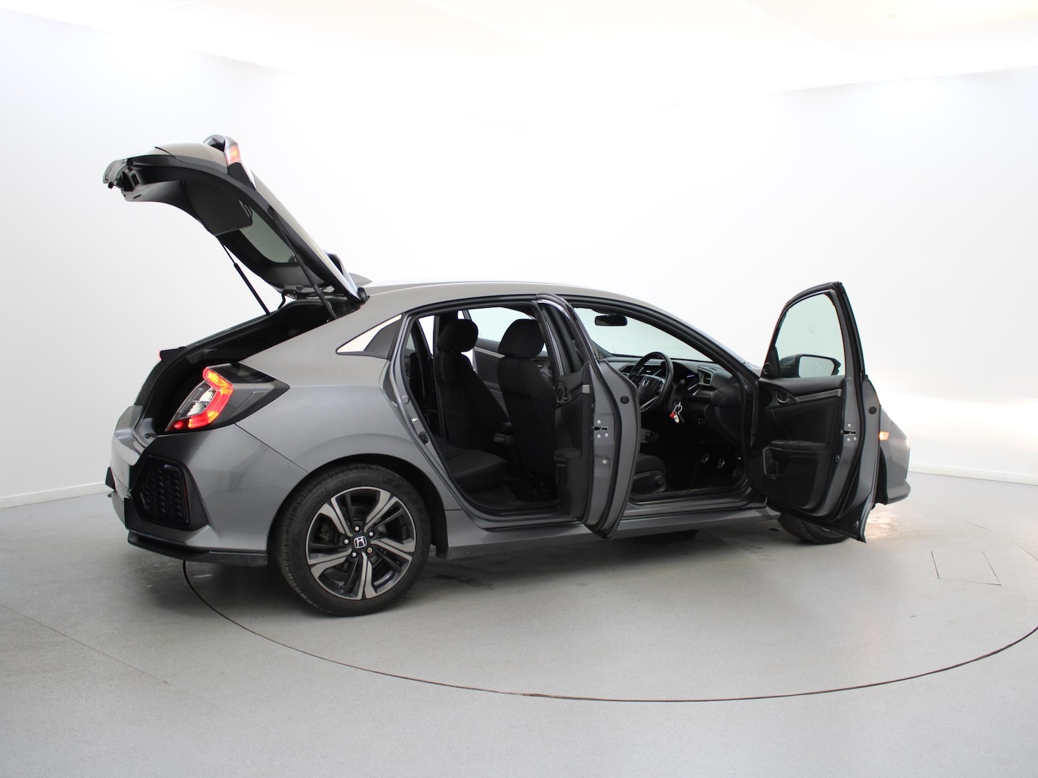 Used Honda Civic 2017 for sale - 77316717: Photo 38