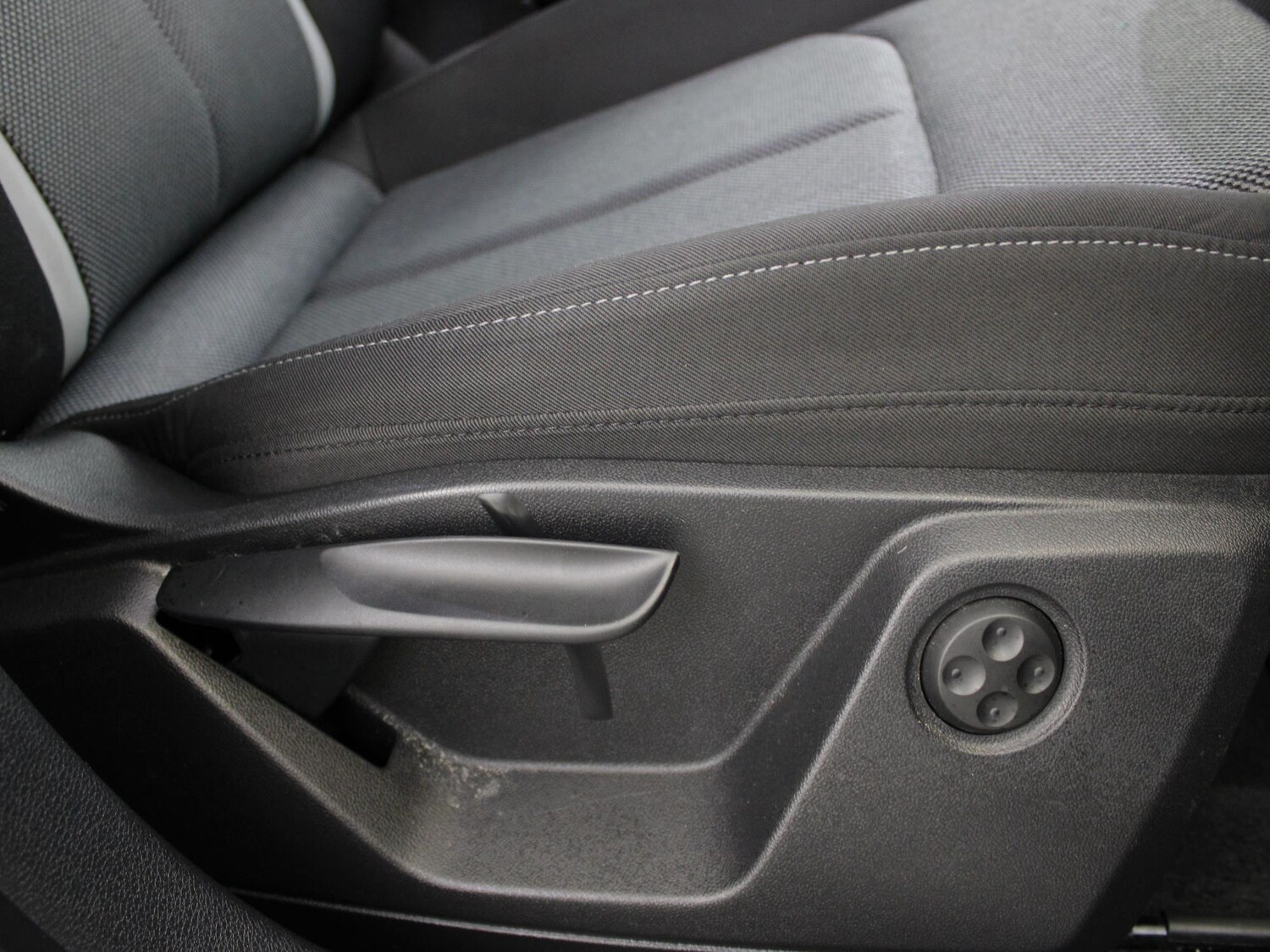 Used Audi Q2 2024 for sale - 76390837: Photo 10