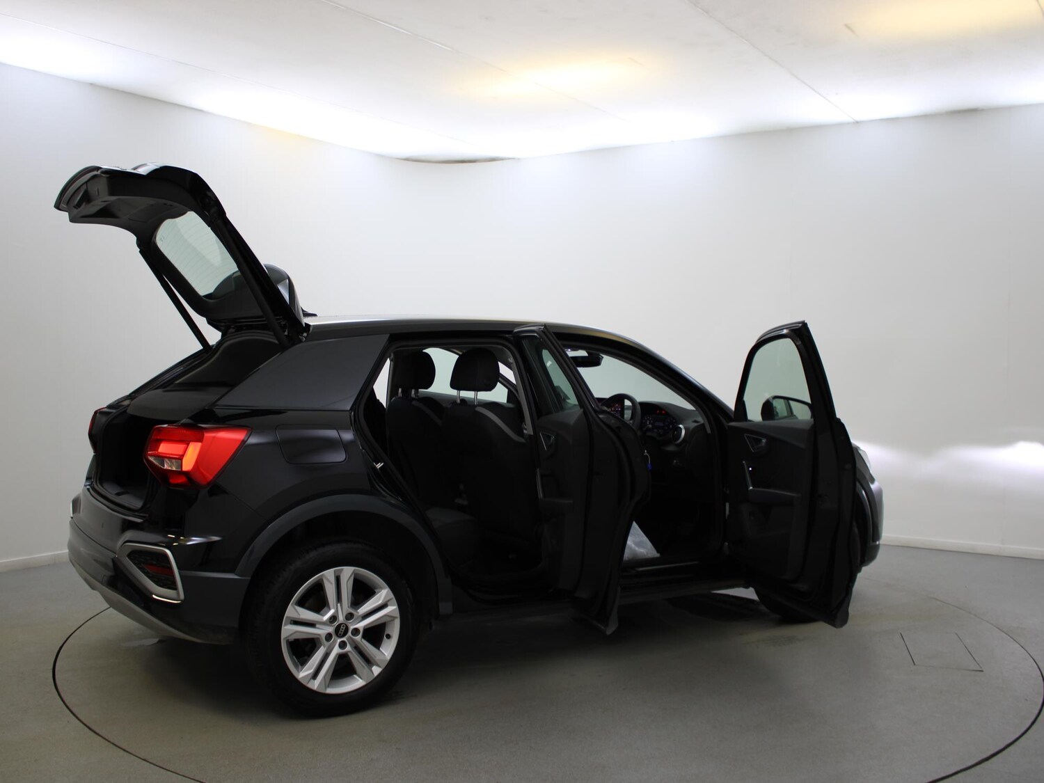 Used Audi Q2 2024 for sale - 76390837: Photo 37