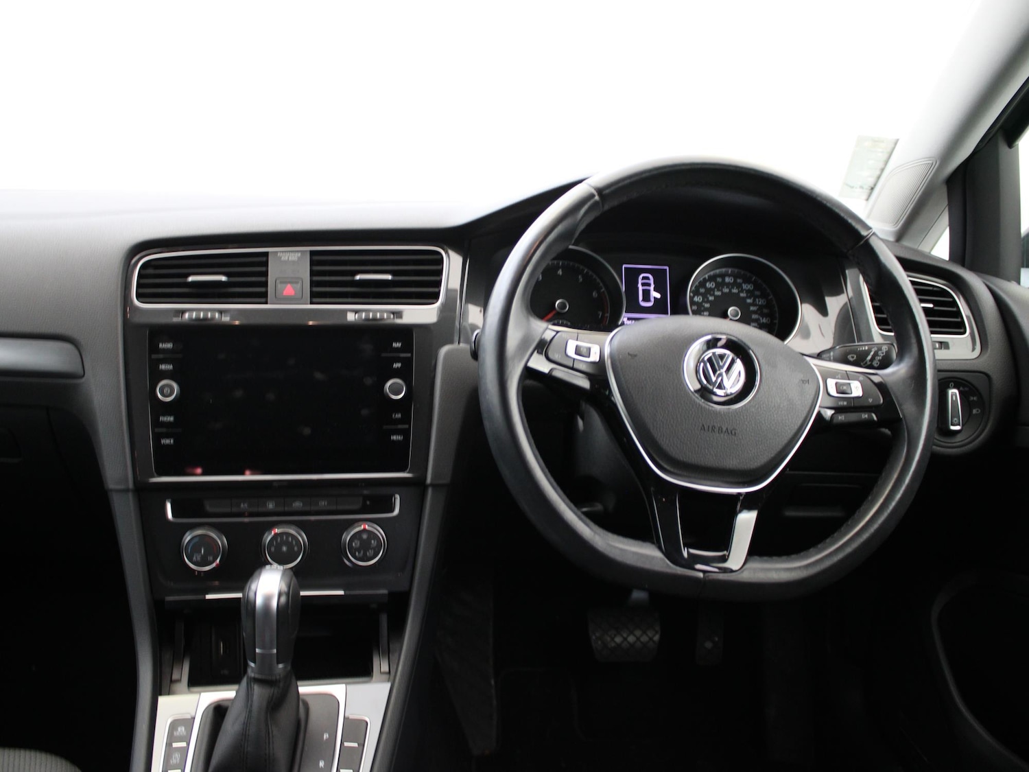 Used Volkswagen Golf 2019 for sale - 77601697: Photo 14