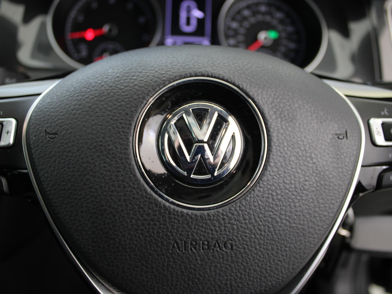 Used Volkswagen Golf 2019 for sale - 77601697: Photo 25