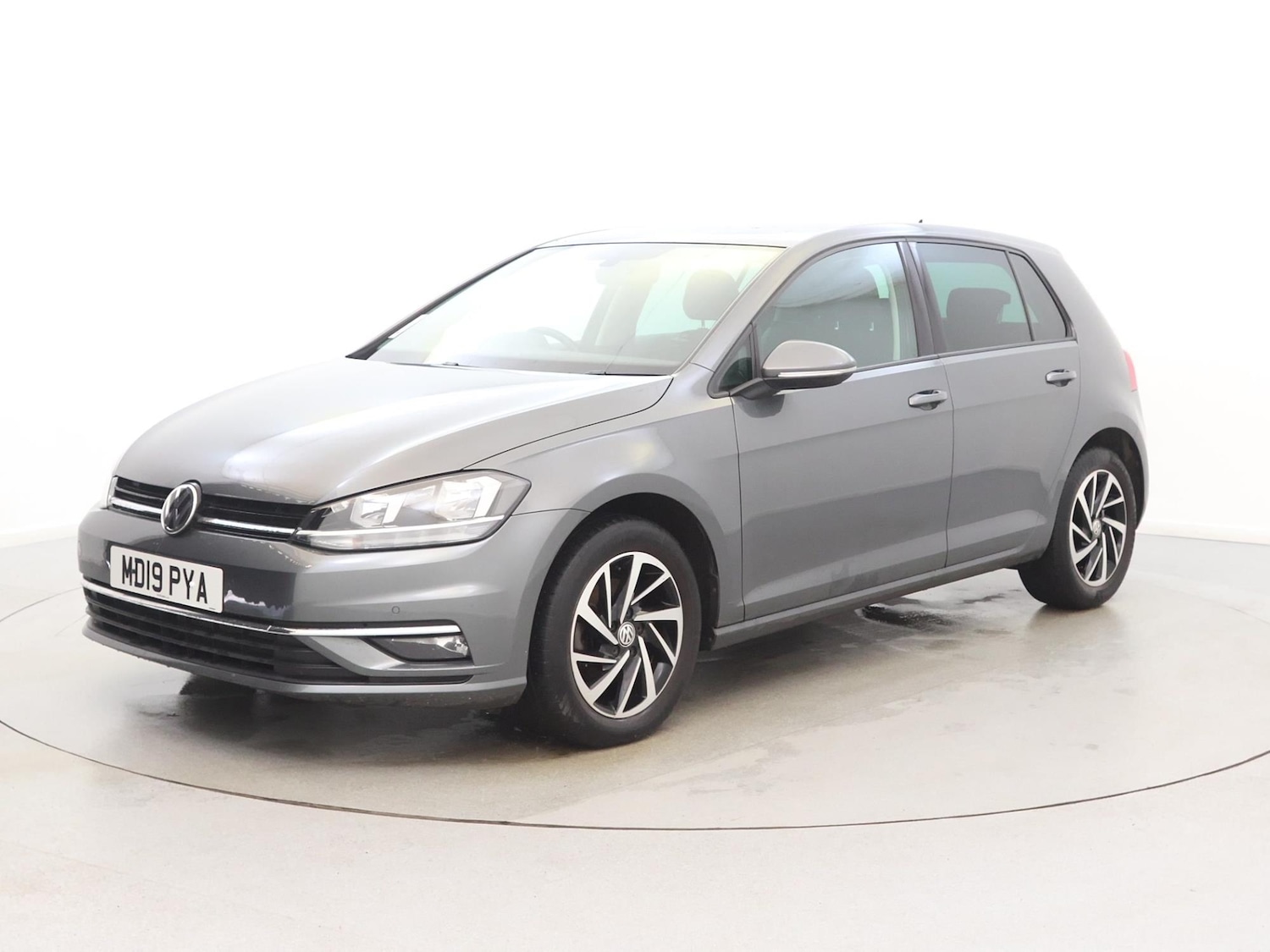 Used Volkswagen Golf 2019 for sale - 77601697: Photo 3