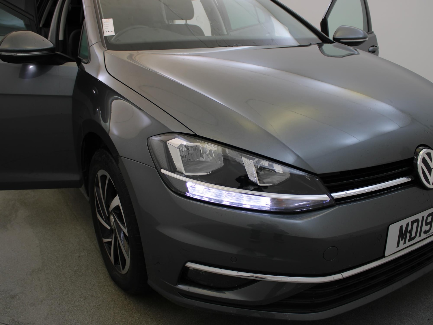 Used Volkswagen Golf 2019 for sale - 77601697: Photo 36