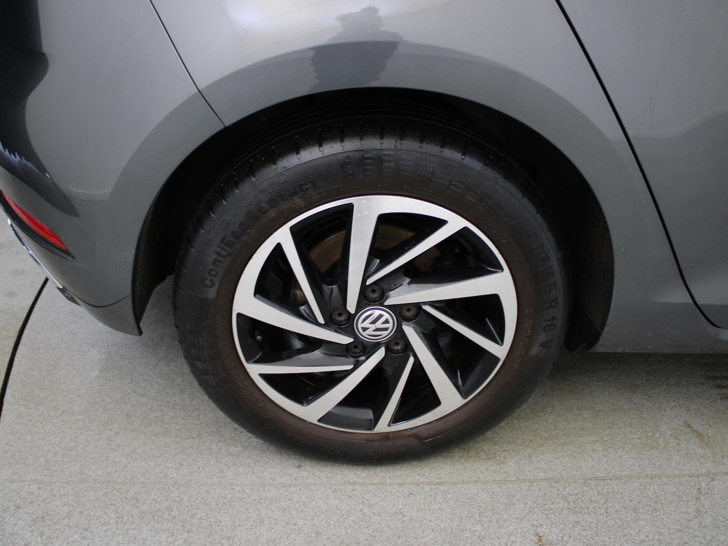 Used Volkswagen Golf 2019 for sale - 77601697: Photo 38