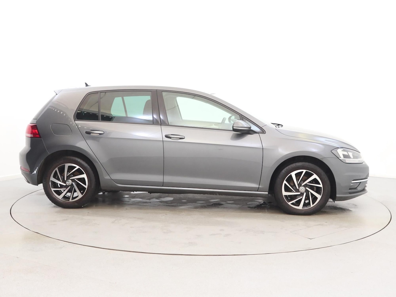 Used Volkswagen Golf 2019 for sale - 77601697: Photo 8