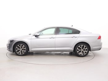Used Volkswagen Passat 2020 for sale - 77561205: Photo