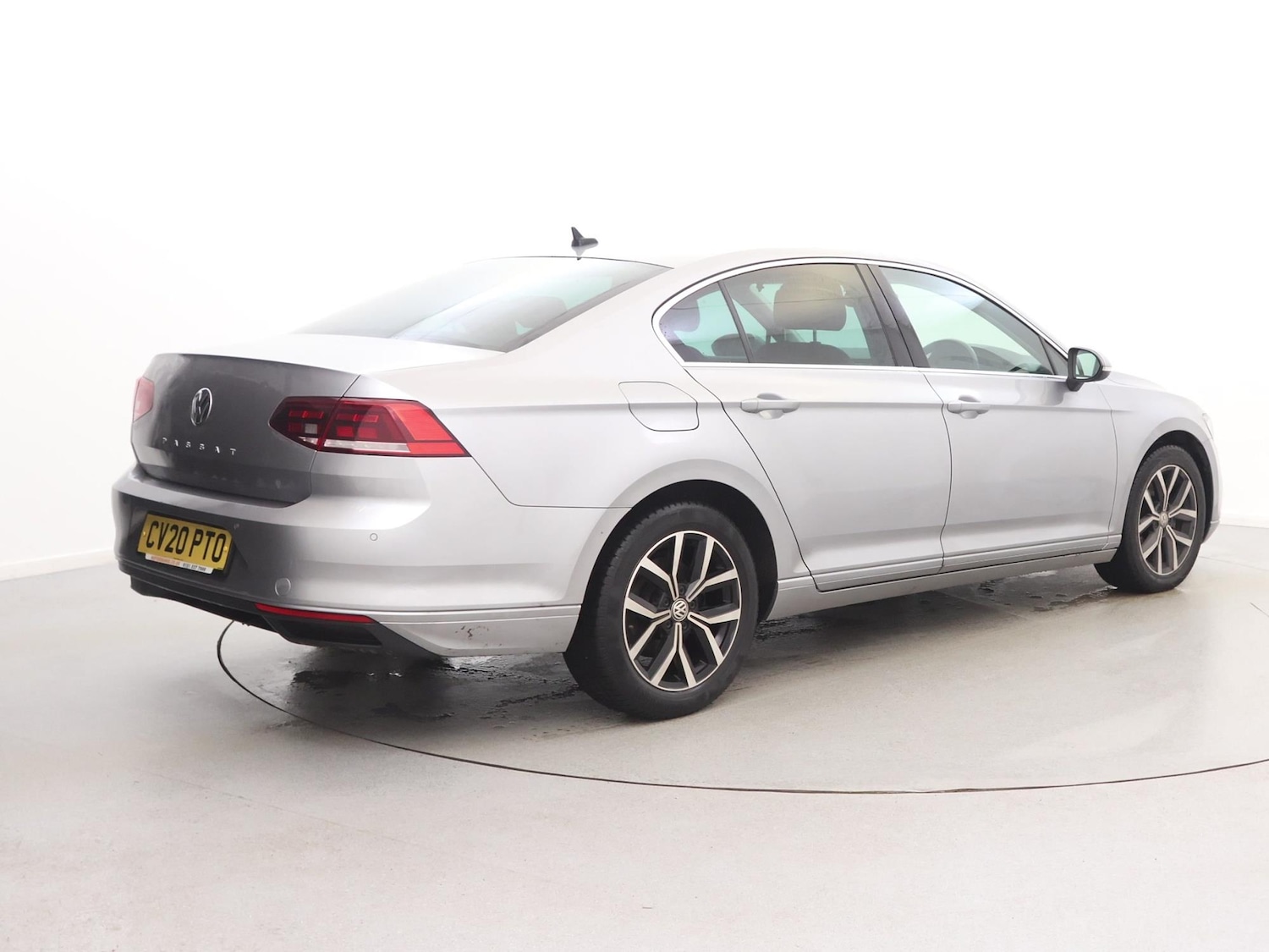 Used Volkswagen Passat 2020 for sale - 77561205: Photo 5