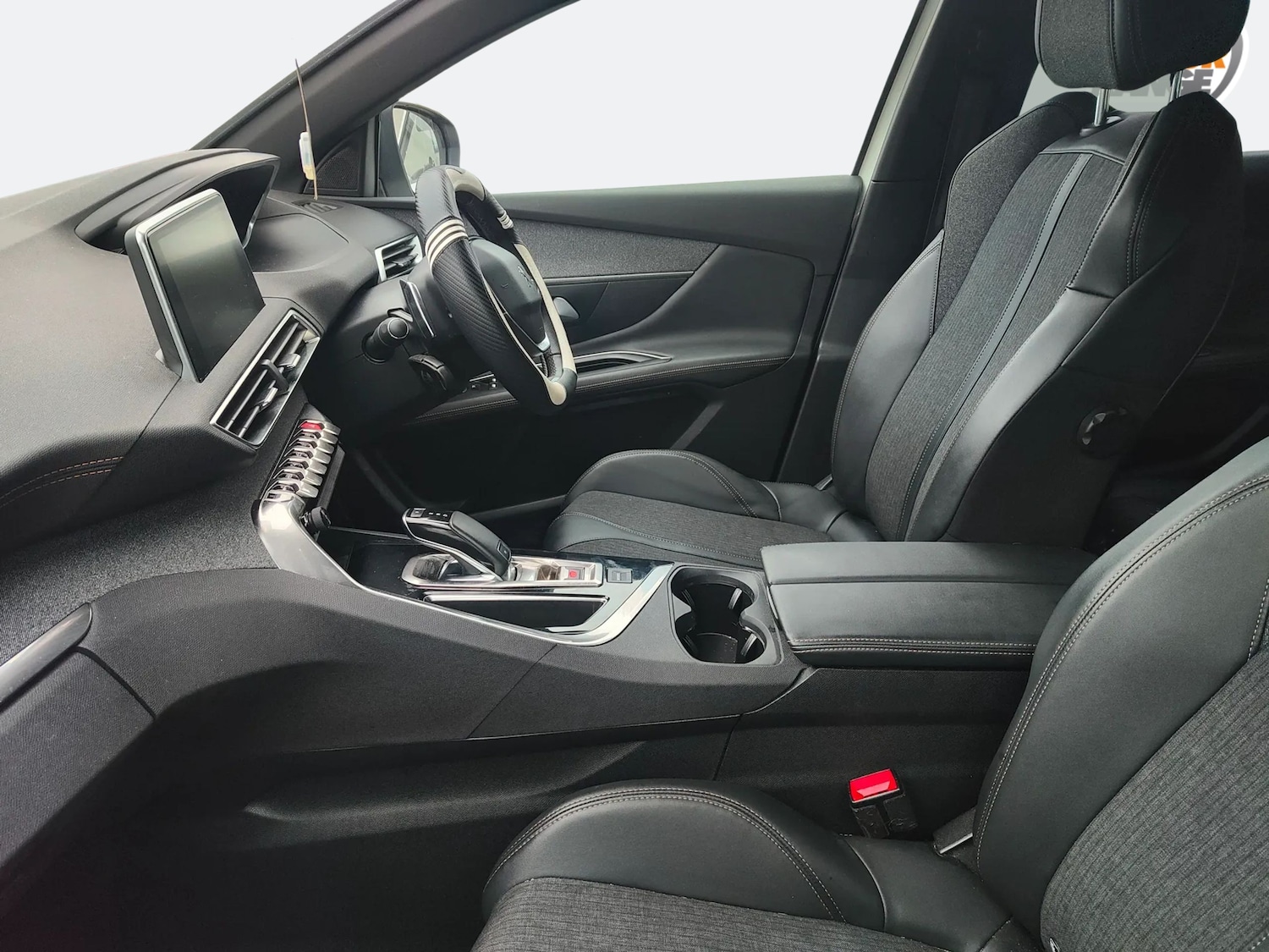 Used Peugeot 3008 2019 for sale - 77706948: Photo 5