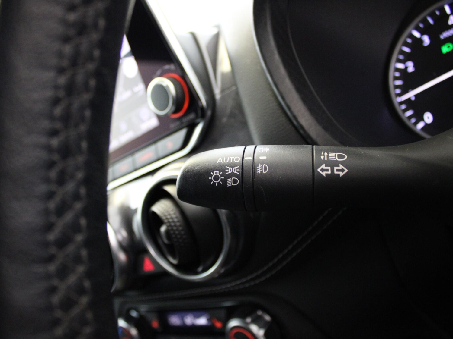 Used Nissan Juke 2023 for sale - 76373989: Photo 31