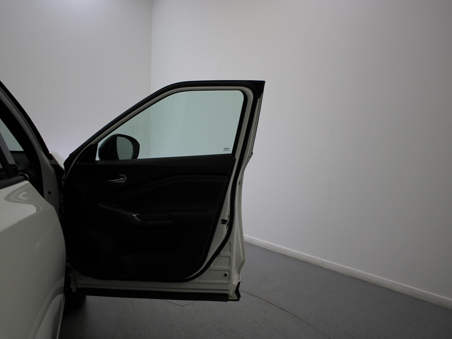 Used Nissan Juke 2023 for sale - 76373989: Photo 34