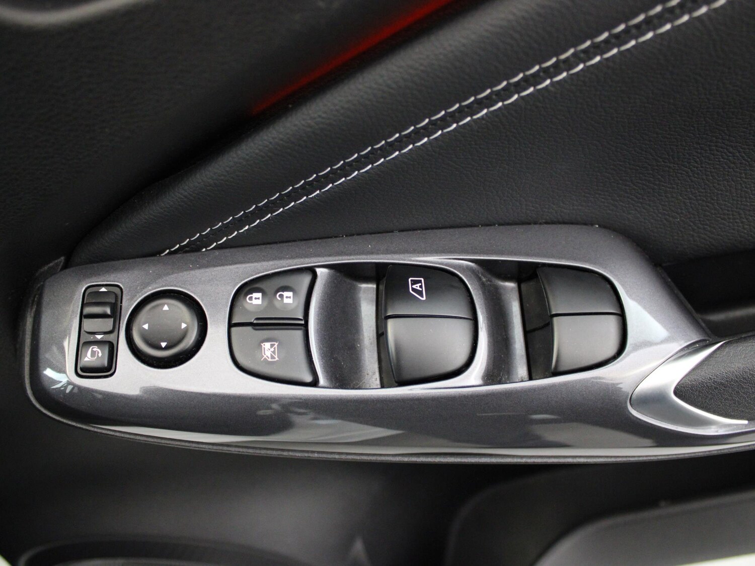 Used Nissan Juke 2023 for sale - 76373989: Photo 35