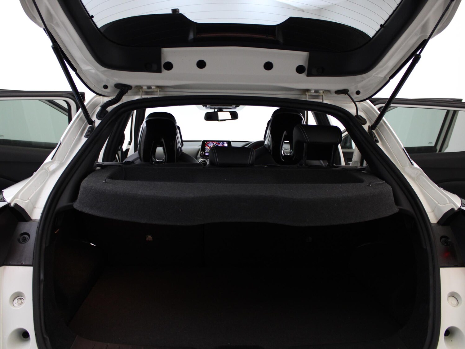 Used Nissan Juke 2023 for sale - 76373989: Photo 36