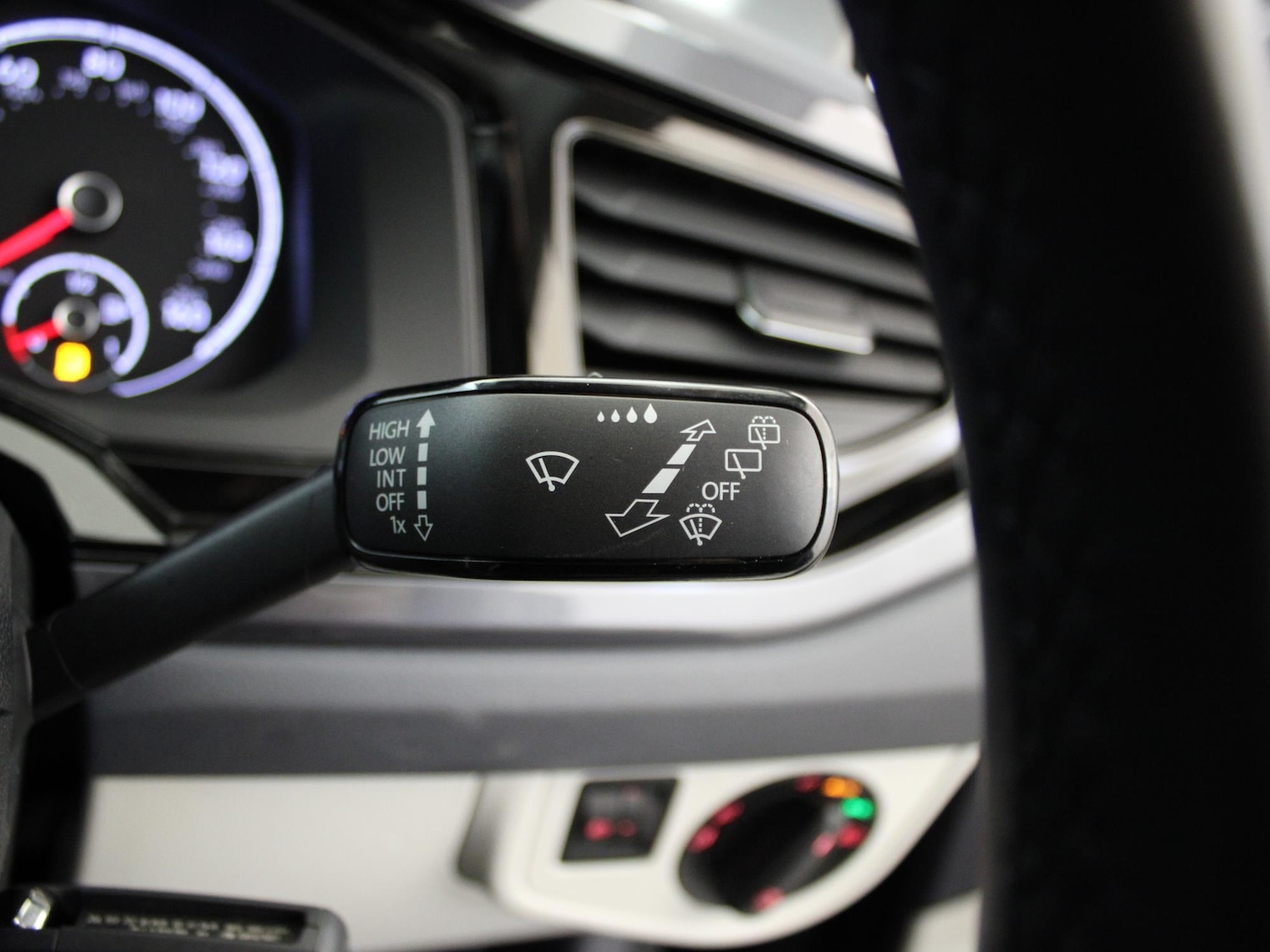 Used Volkswagen Polo 2021 for sale - 77795707: Photo 37