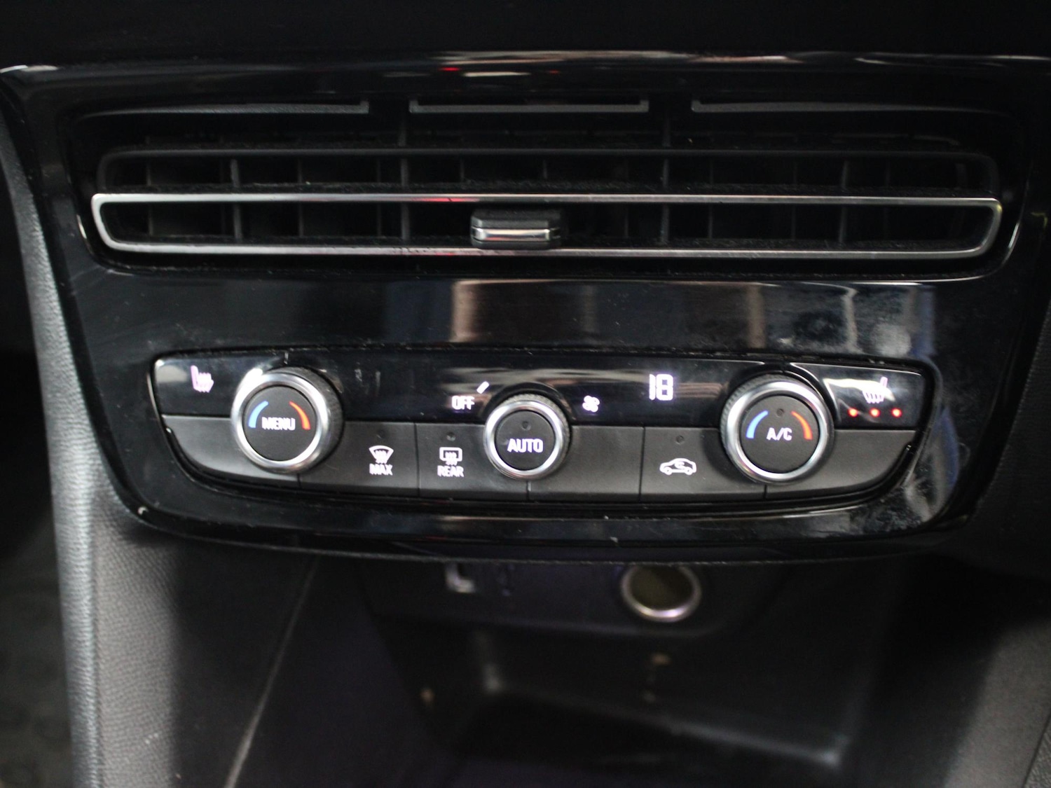 Used Vauxhall Mokka 2023 for sale - 77535215: Photo 21