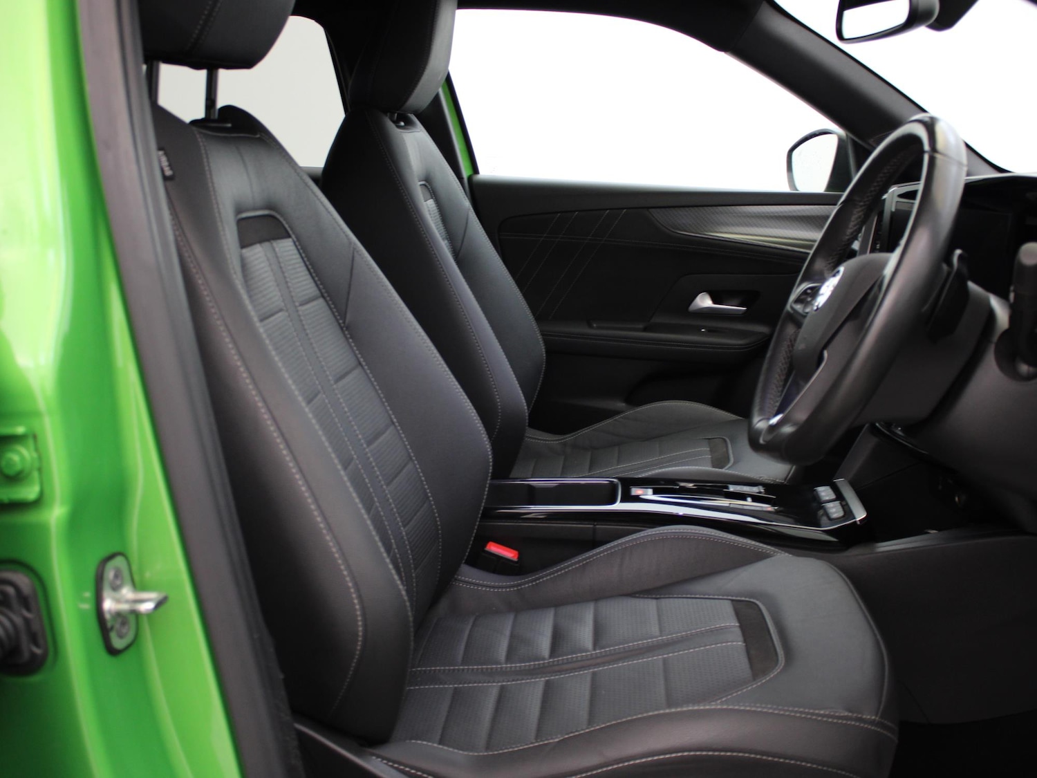 Used Vauxhall Mokka 2022 for sale - 77443961: Photo 9