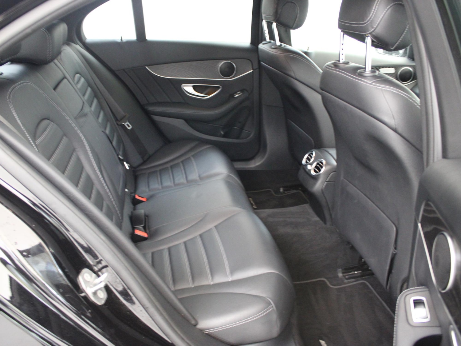 Used Mercedes-Benz C Class 2021 for sale - 76564786: Photo 15