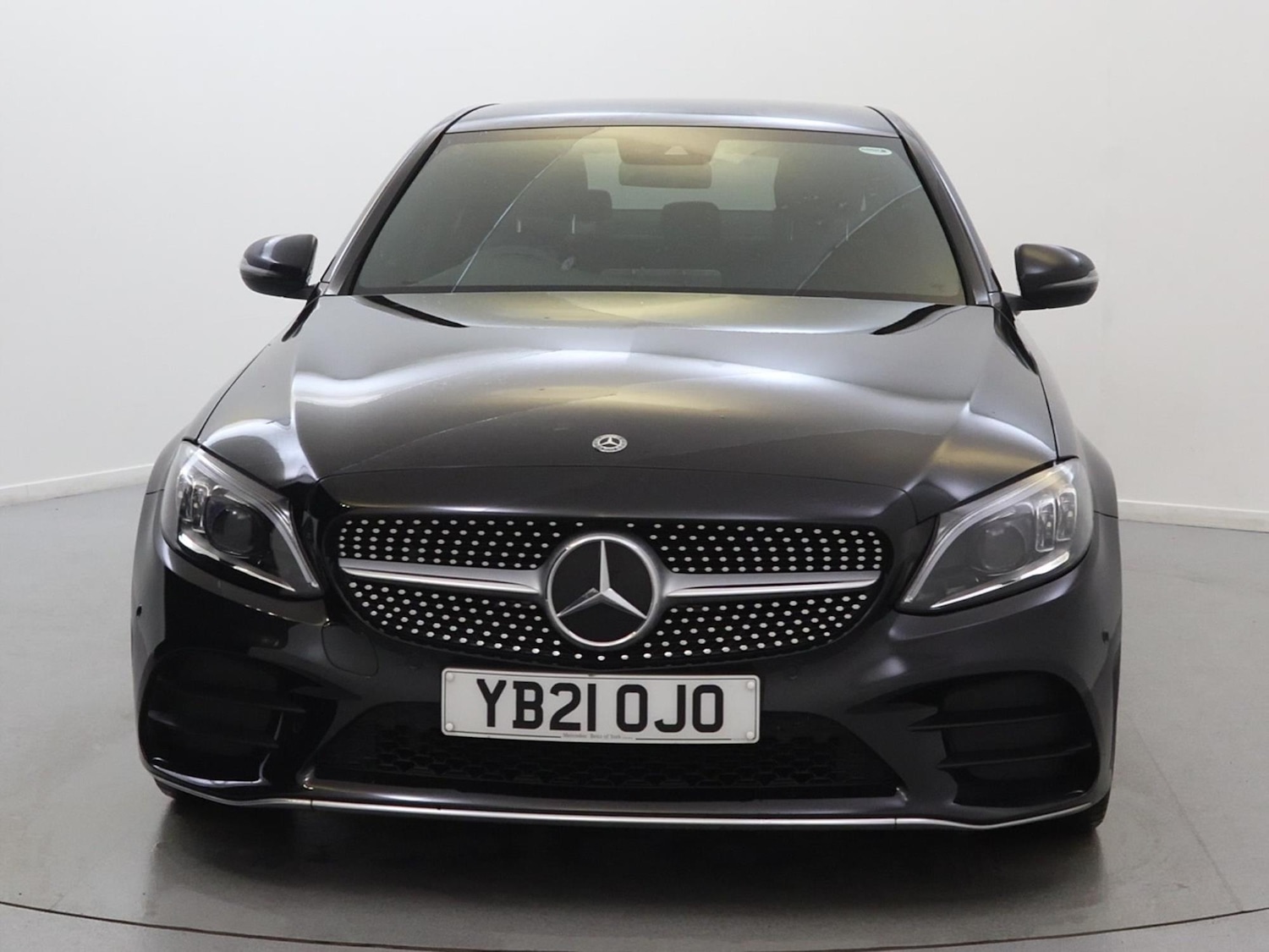 Used Mercedes-Benz C Class 2021 for sale - 76564786: Photo 2