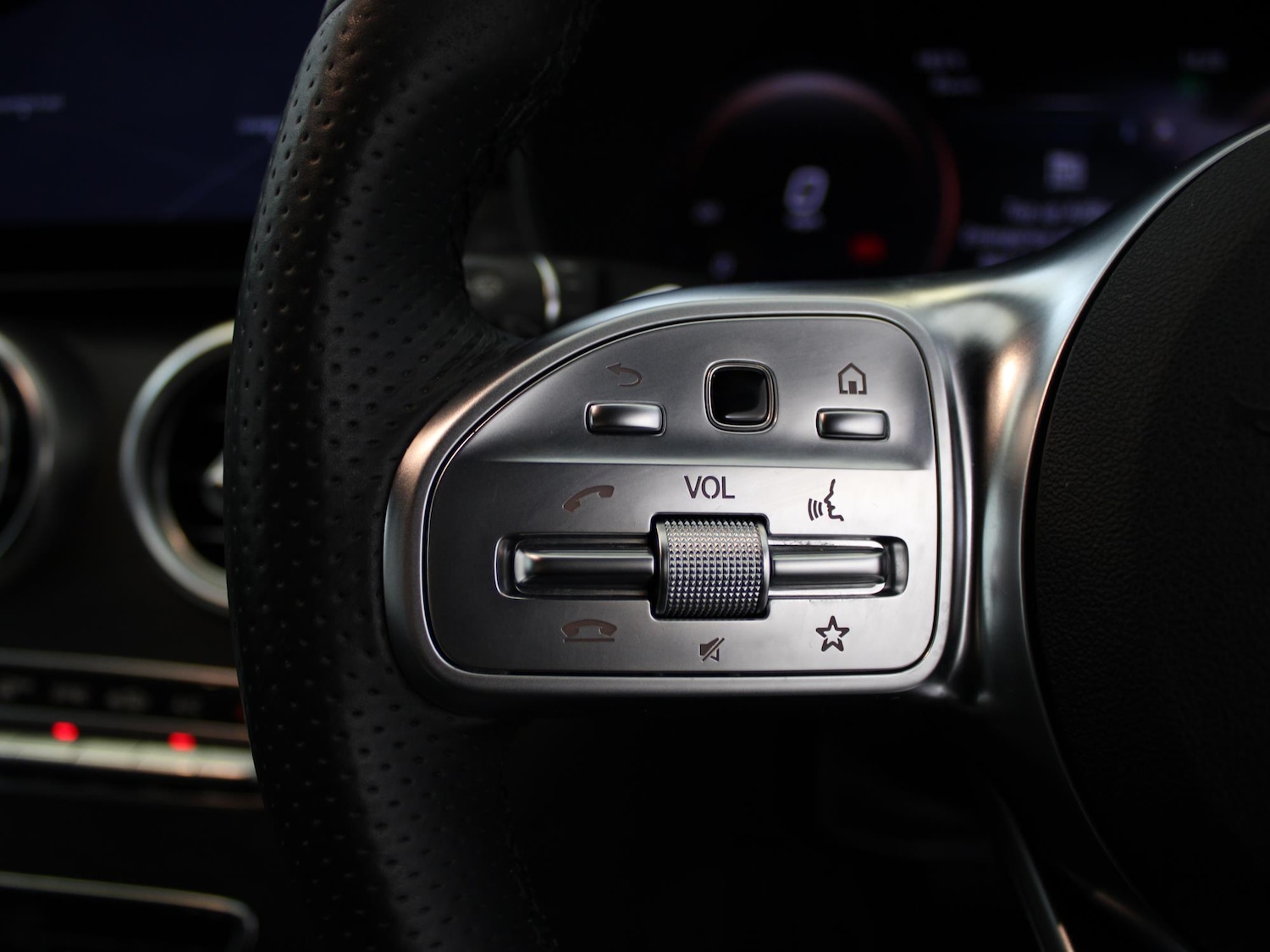 Used Mercedes-Benz C Class 2021 for sale - 76564786: Photo 35