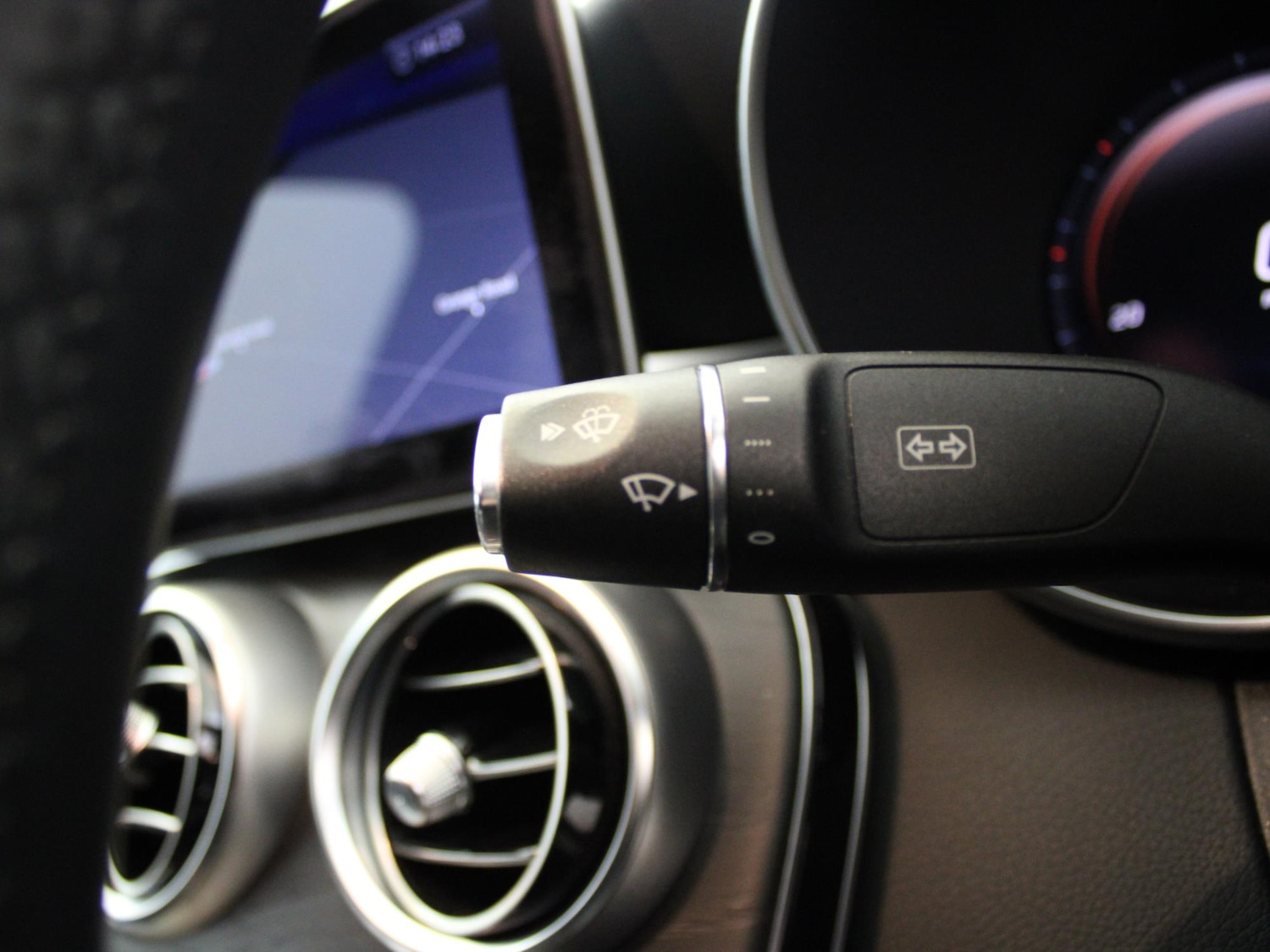 Used Mercedes-Benz C Class 2021 for sale - 76564786: Photo 37