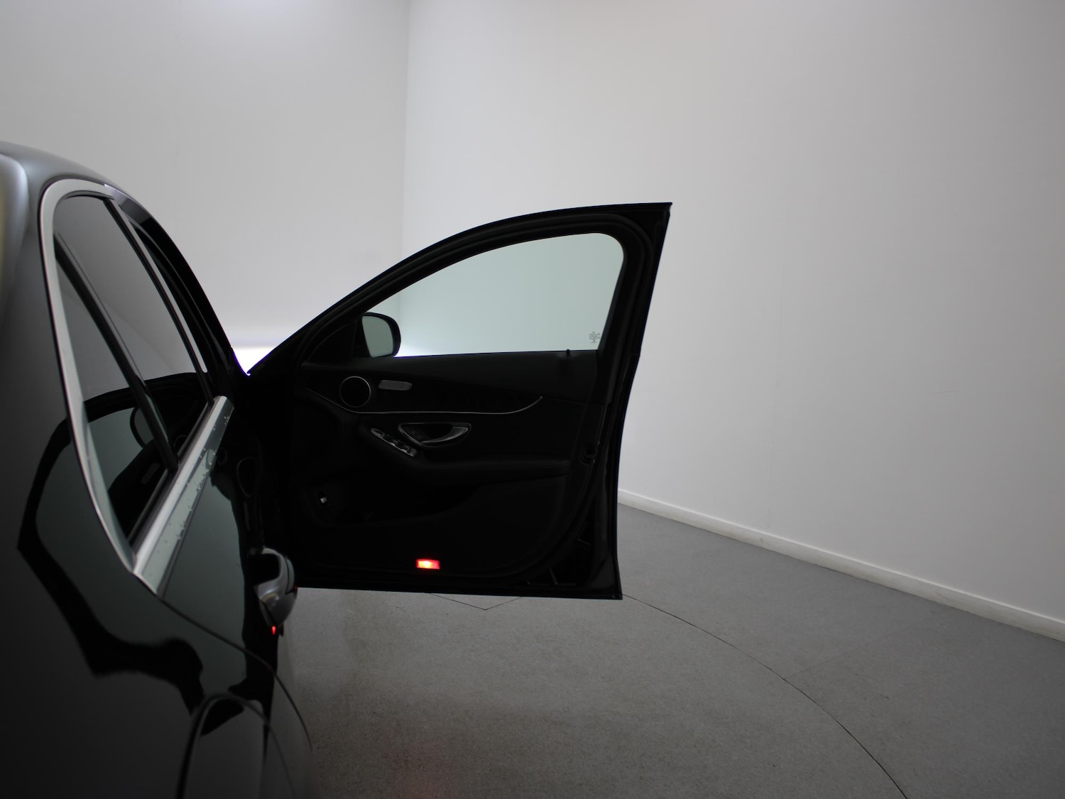 Used Mercedes-Benz C Class 2021 for sale - 76564786: Photo 40