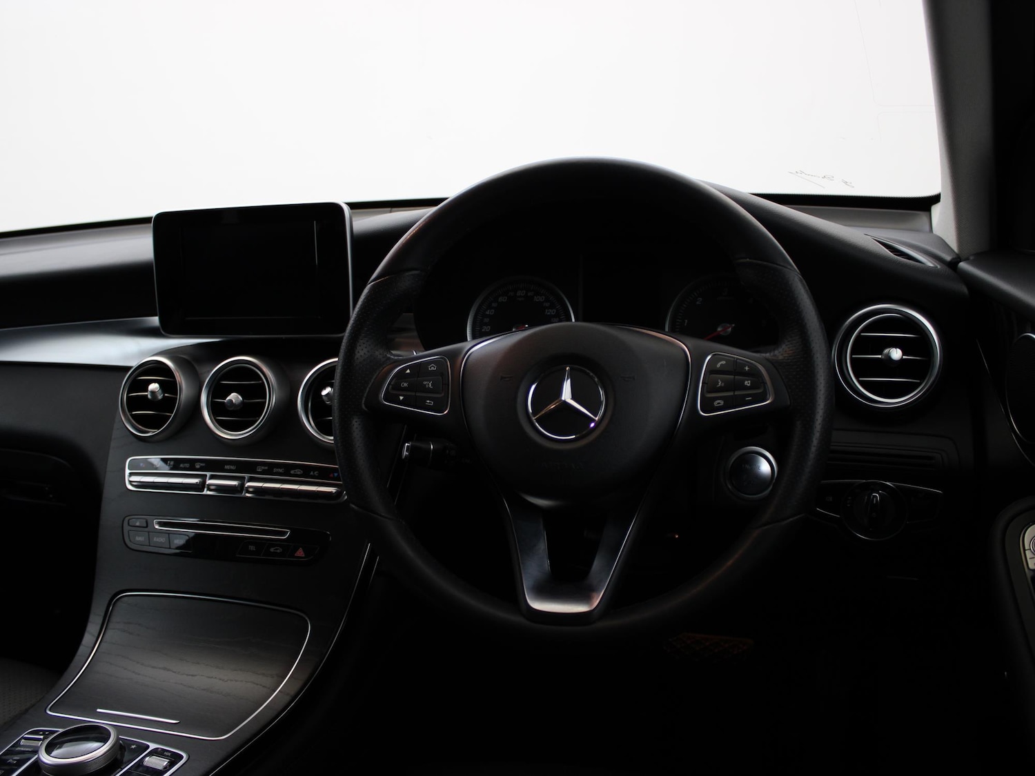 Used Mercedes-Benz GLC 2018 for sale - 77374196: Photo 20