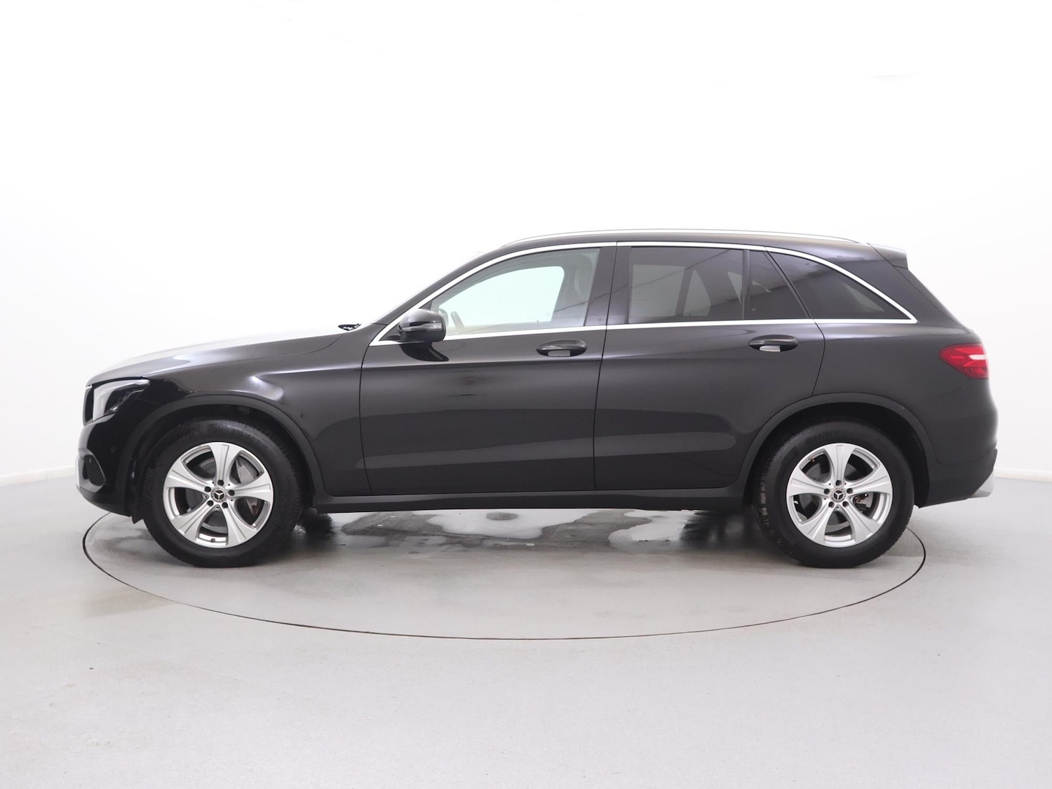 Used Mercedes-Benz GLC 2018 for sale - 77374196: Photo 4