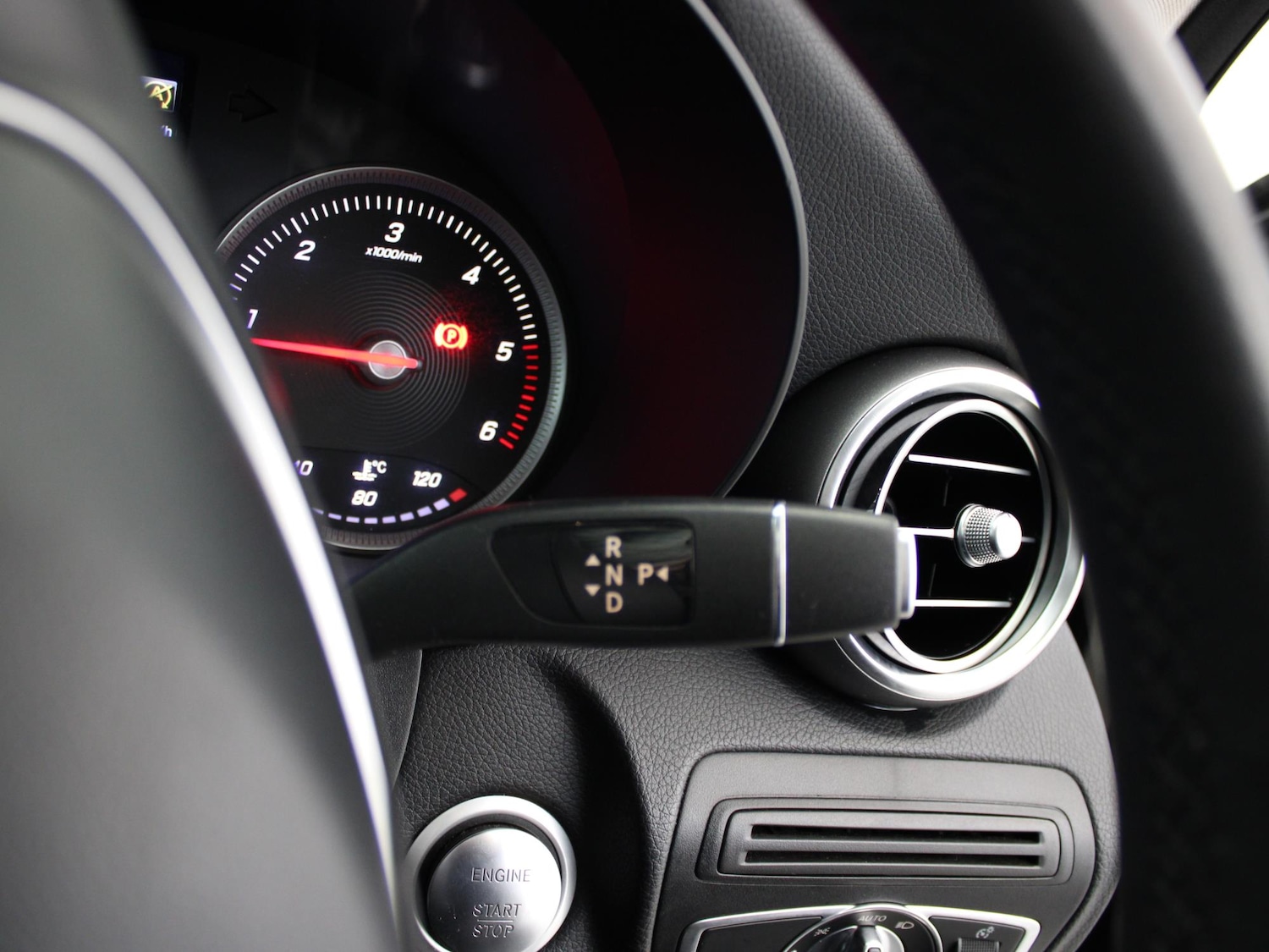 Used Mercedes-Benz GLC 2018 for sale - 77374196: Photo 41