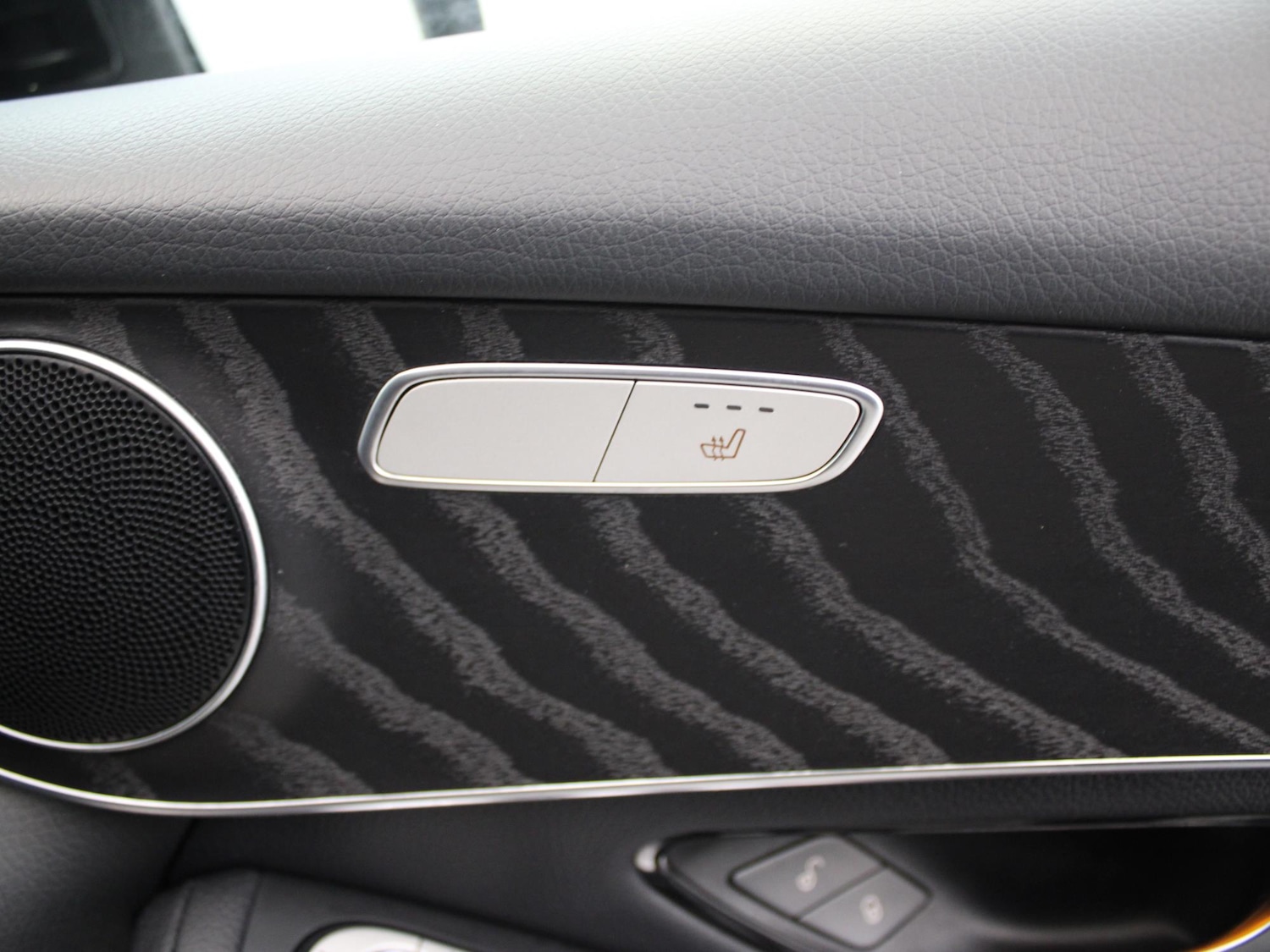 Used Mercedes-Benz GLC 2018 for sale - 77374196: Photo 44