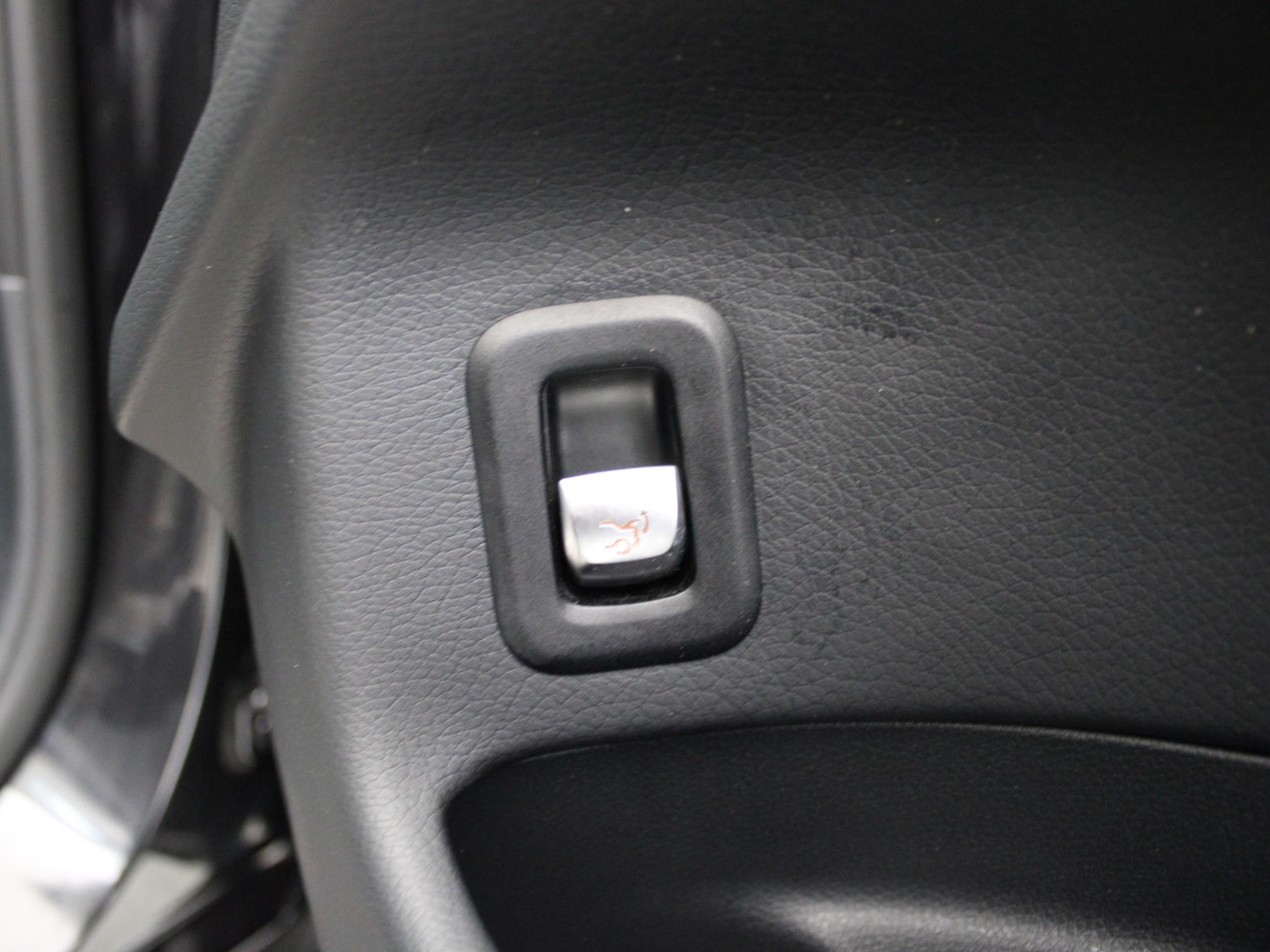 Used Mercedes-Benz GLC 2018 for sale - 77374196: Photo 47