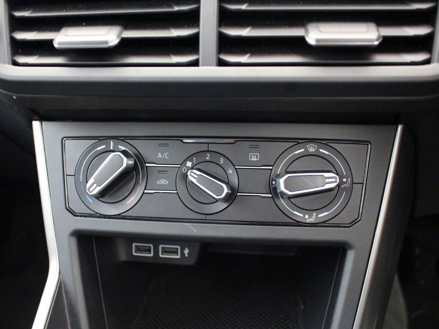 Used Volkswagen Polo 2019 for sale - 77398098: Photo 18