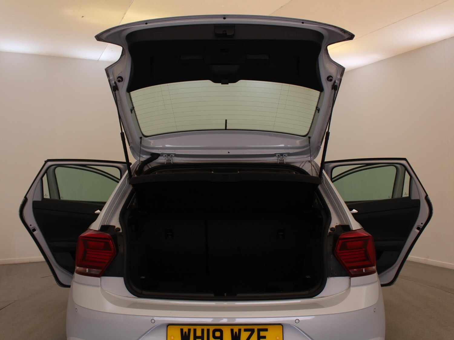 Used Volkswagen Polo 2019 for sale - 77398098: Photo 28