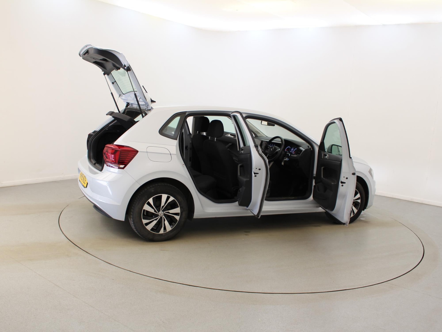 Used Volkswagen Polo 2019 for sale - 77398098: Photo 29