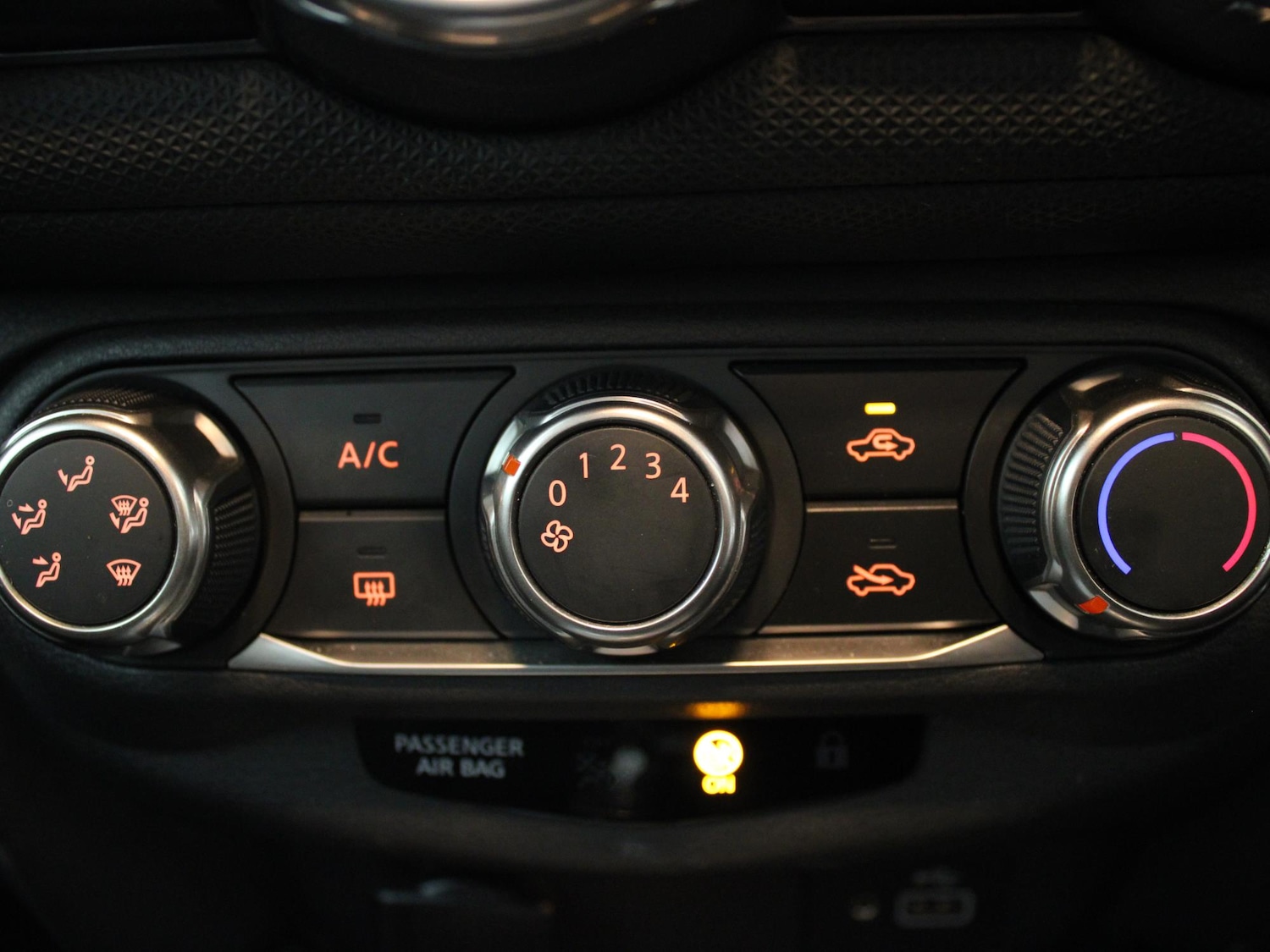 Used Nissan Juke 2022 for sale - 76637010: Photo 17