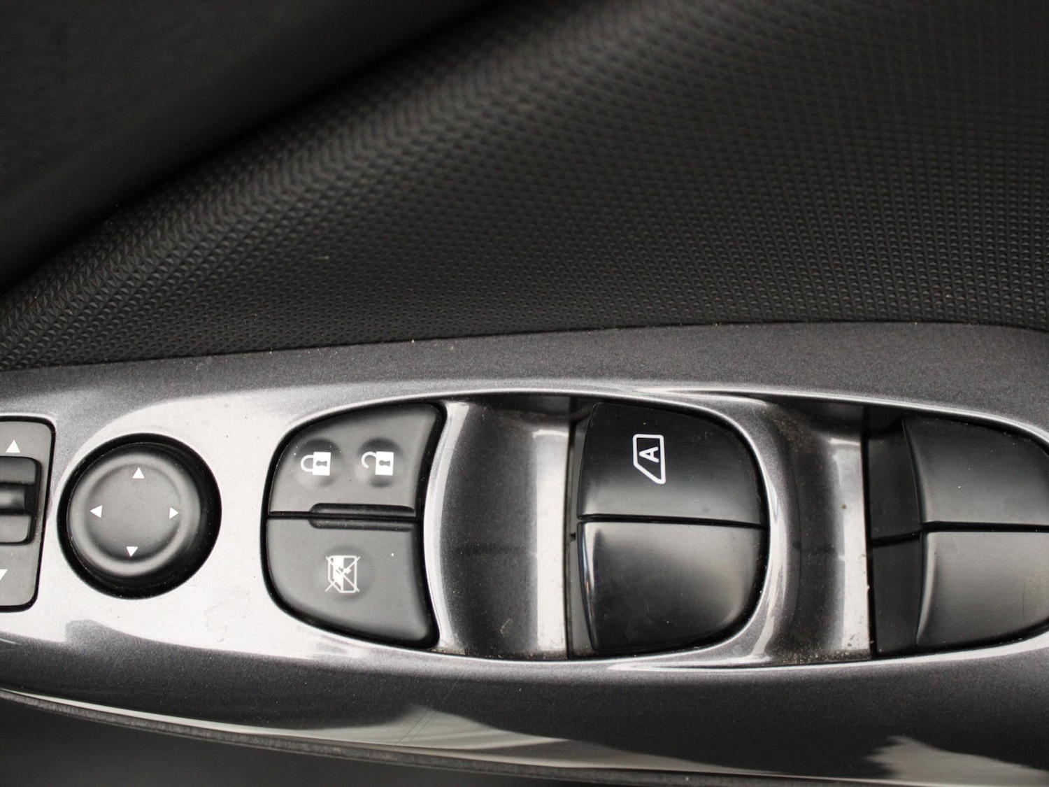 Used Nissan Juke 2022 for sale - 76637010: Photo 21