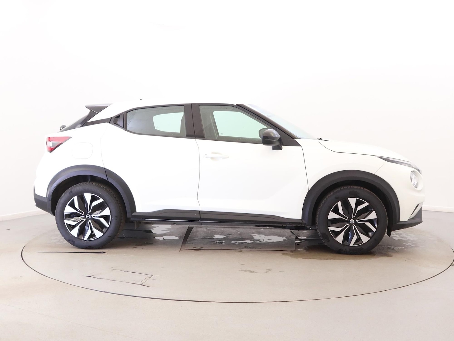 Used Nissan Juke 2022 for sale - 76637010: Photo 8