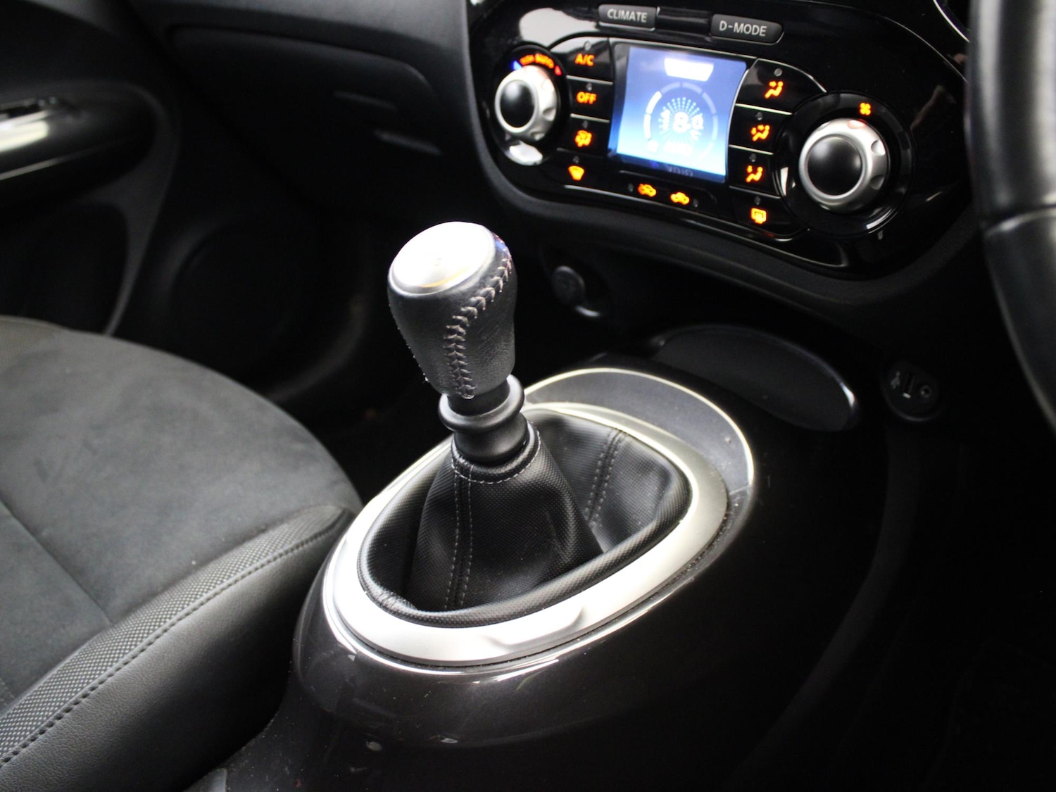 Used Nissan Juke 2018 for sale - 76789737: Photo 26