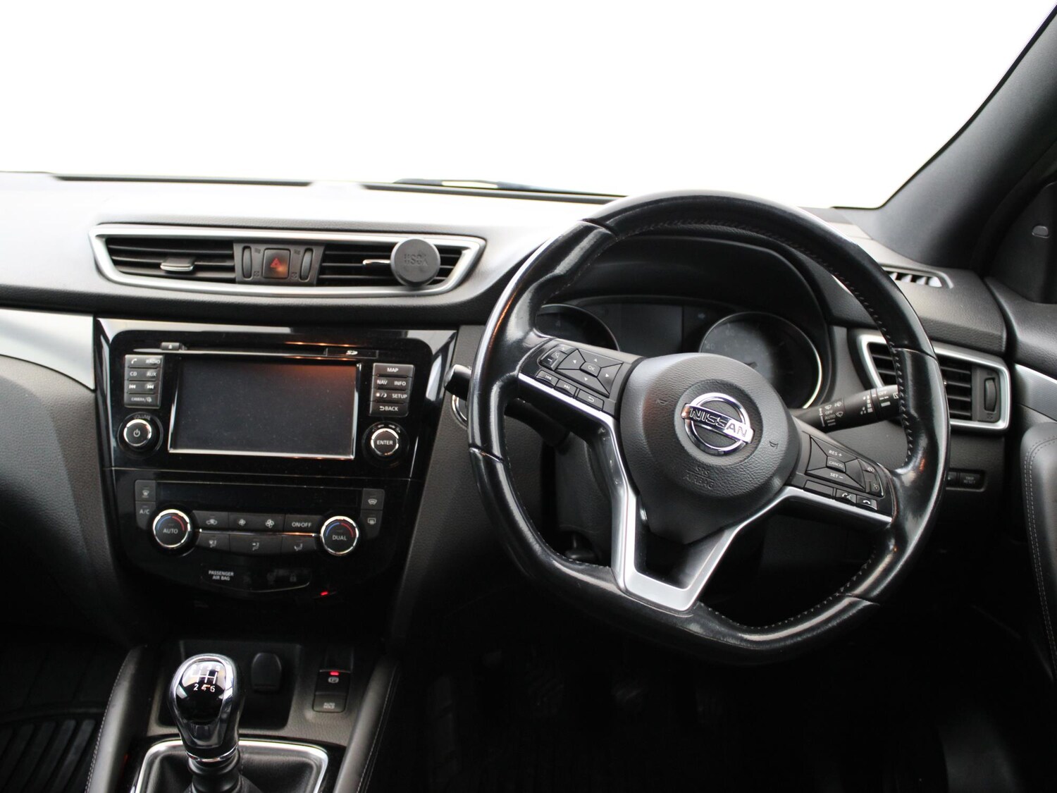 Used Nissan Qashqai 2017 for sale - 77480728: Photo 12