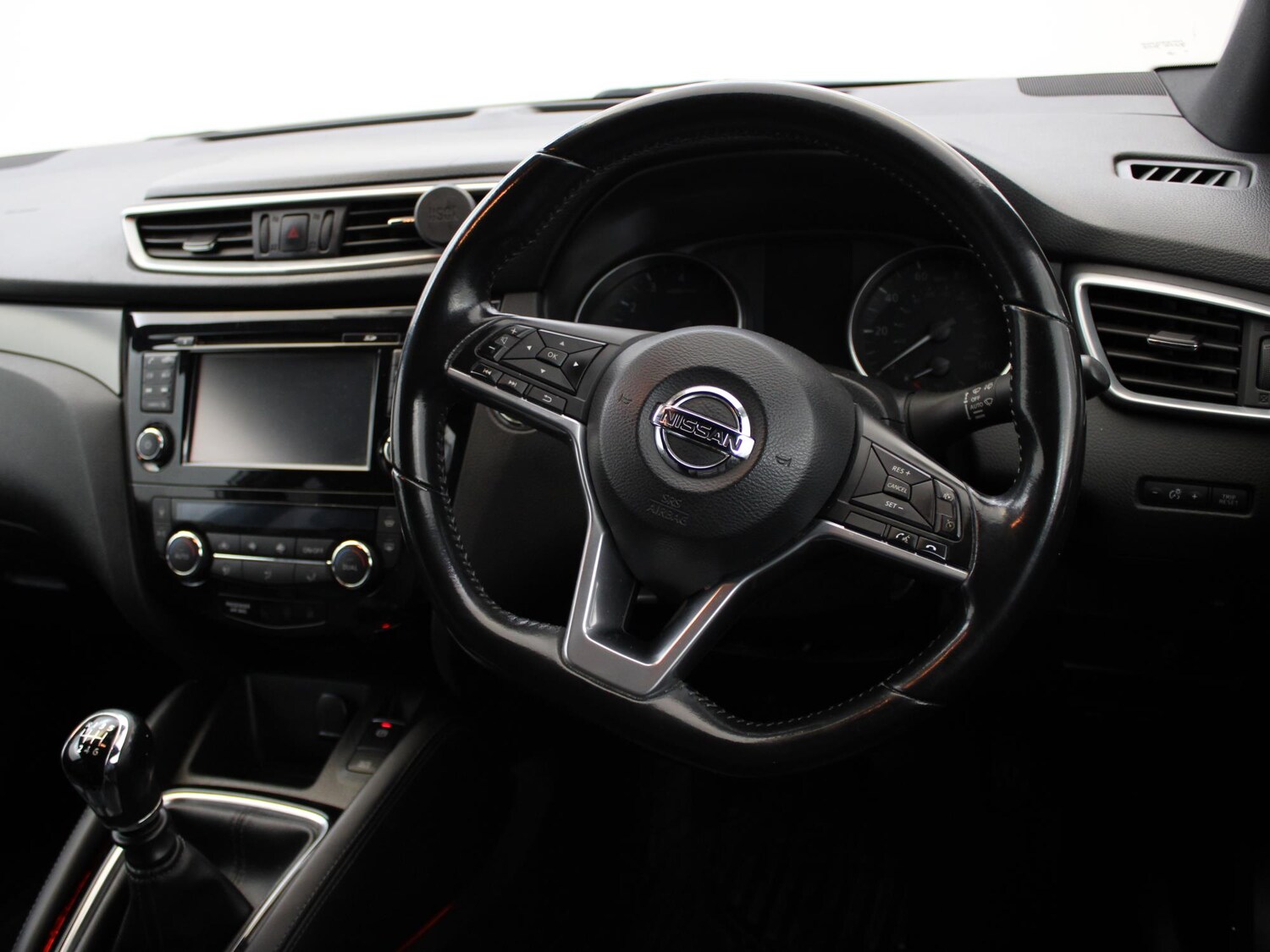 Used Nissan Qashqai 2017 for sale - 77480728: Photo 13