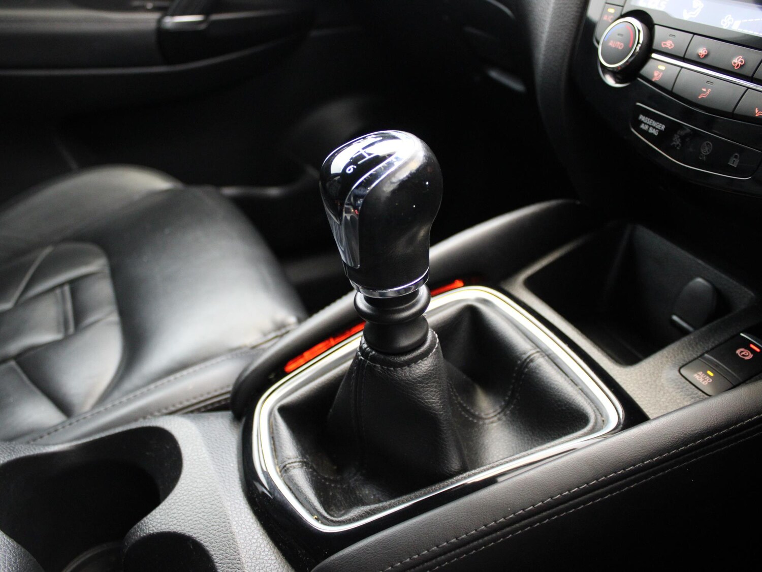 Used Nissan Qashqai 2017 for sale - 77480728: Photo 26