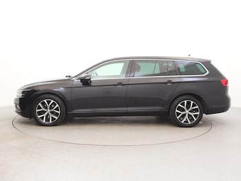 Used Volkswagen Passat 2019 for sale - 78692193: Photo