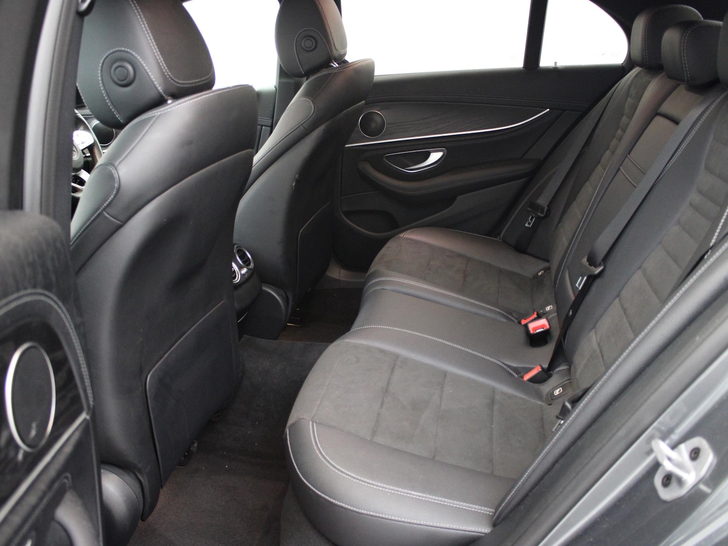 Used Mercedes-Benz E Class 2019 for sale - 76564789: Photo 11