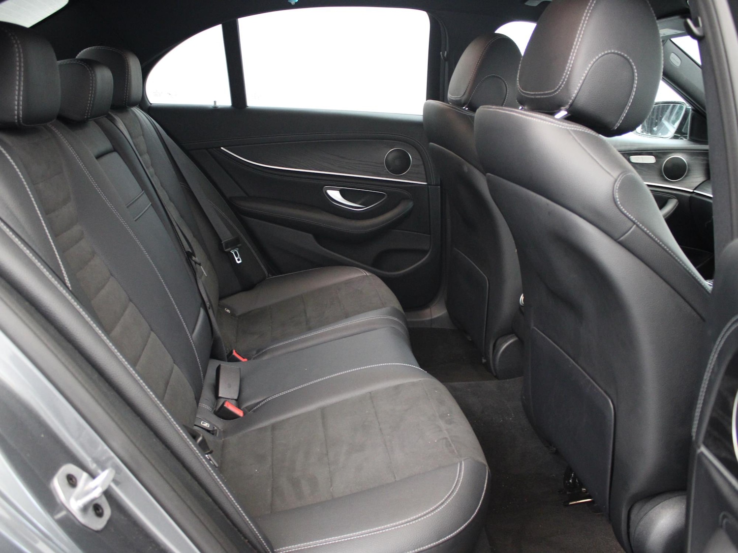 Used Mercedes-Benz E Class 2019 for sale - 76564789: Photo 12