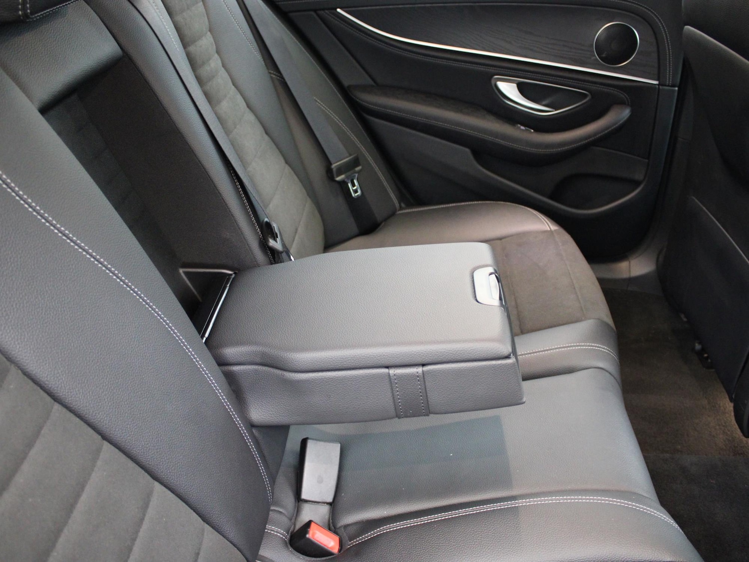 Used Mercedes-Benz E Class 2019 for sale - 76564789: Photo 13